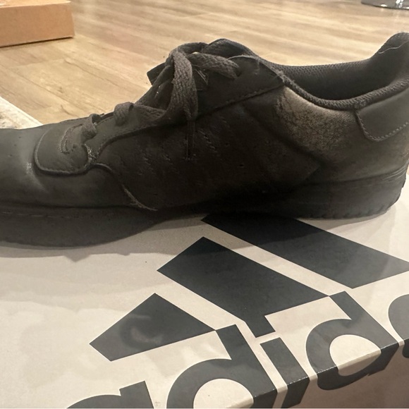 adidas Calabasas Black Sneakers - Picture 2 of 5